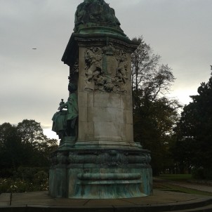 George Frampton’s impressive statue of Queen Victoria, at the southeast corner of Woodhouse Moor near the Library pub, originally stood outside Leeds Town Hall, before being moved to its present location in 1937.